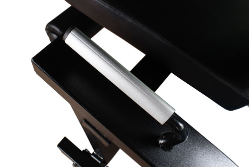 大腿抖奶黄色短视频APP手把