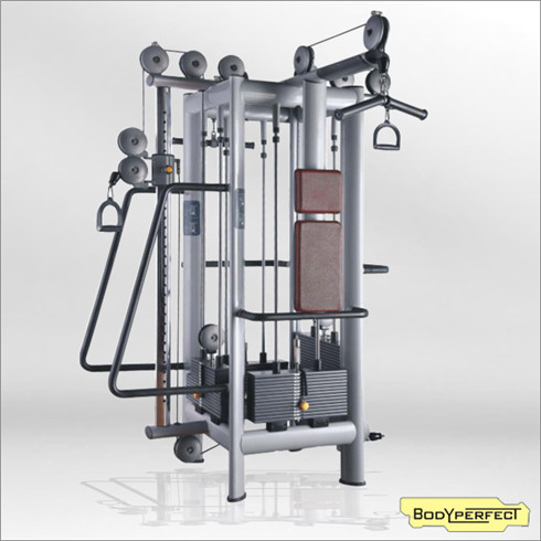 组合抖奶黄色短视频APP材,健身器材