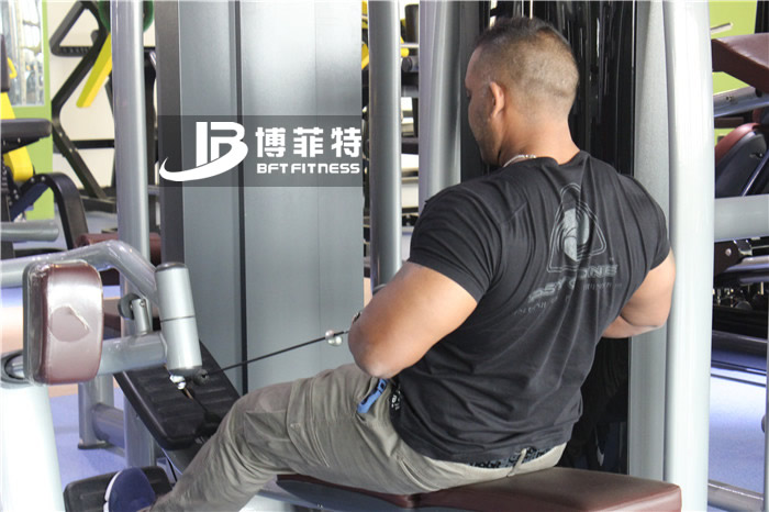 抖奶视频APP免费下载坐式划船